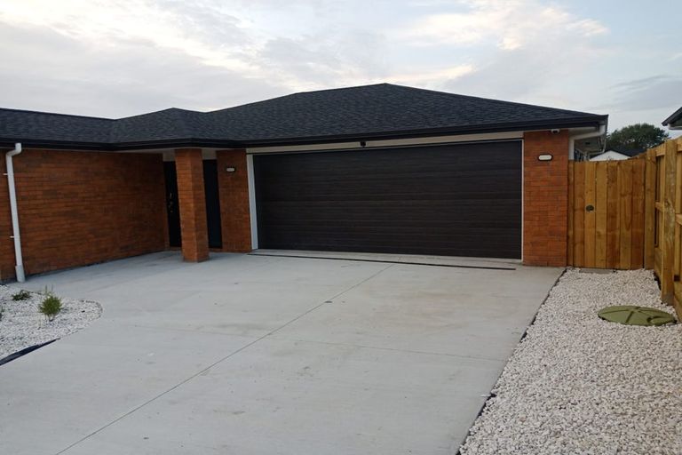 Photo of property in 21 Black Beech Crescent, Takanini, 2110