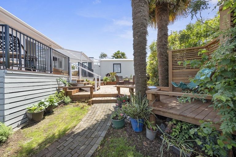 Photo of property in 55 Forest Lake Road, Forest Lake, Hamilton, 3200