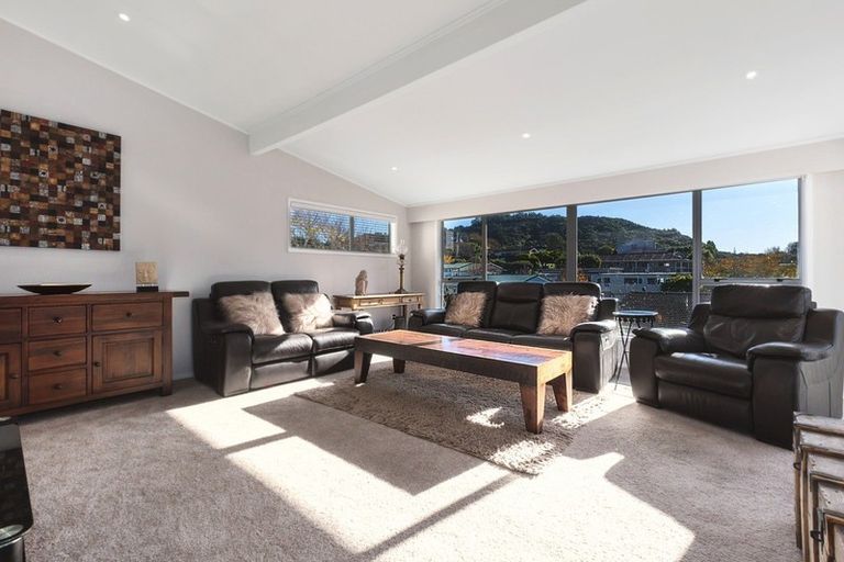 Photo of property in 6 Charthouse Lane, Whitby, Porirua, 5024