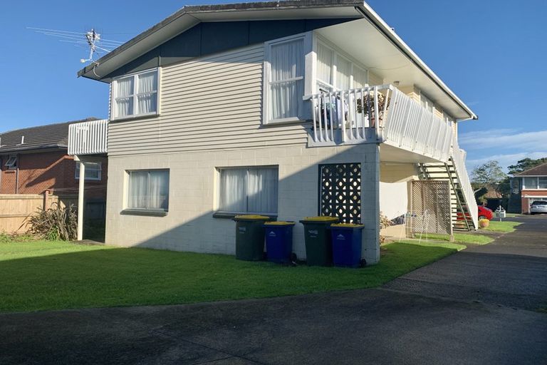 Photo of property in 6 Dudding Avenue, Northcote, Auckland, 0627