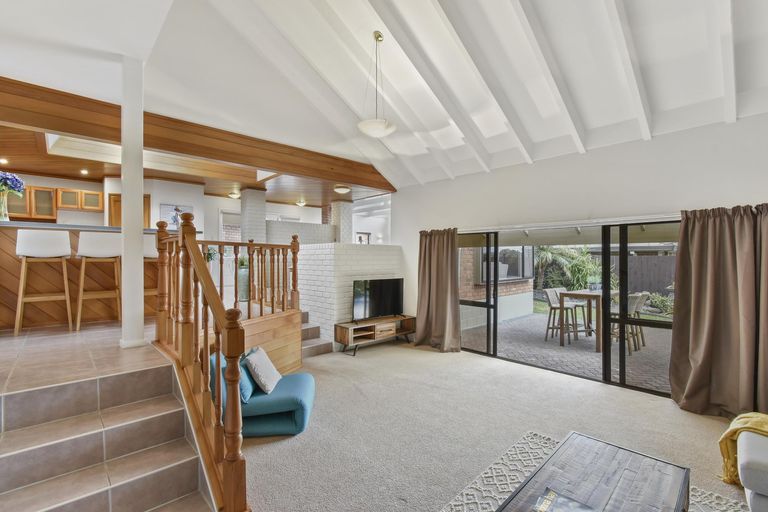 Photo of property in 6 Freelance Terrace, Pahurehure, Papakura, 2113