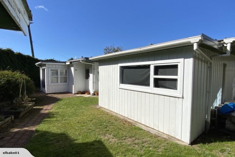 Photo of property in 212 Kawaha Point Road, Kawaha Point, Rotorua, 3010