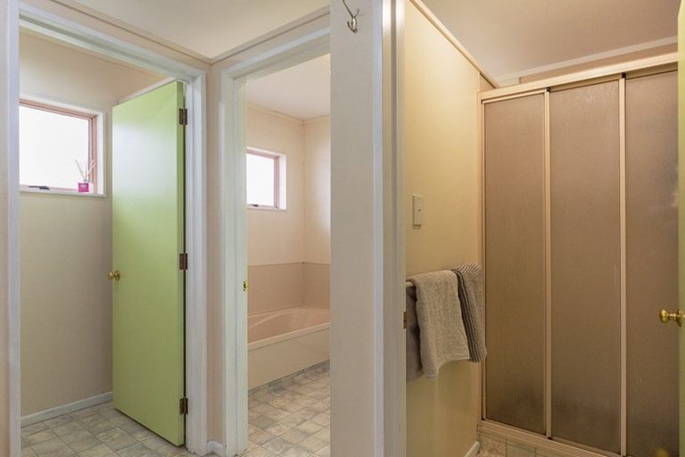 Photo of property in 11b Grammar Street, Kimbolton, 4777