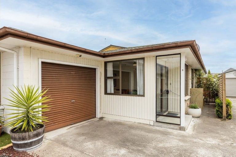 Photo of property in 3/211 Charles Street, Saint Leonards, Hastings, 4120