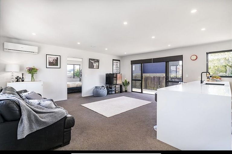 Photo of property in 38 Rawson Street, New Brighton, Christchurch, 8083