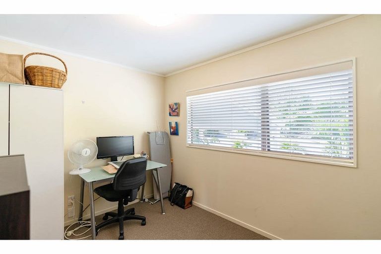 Photo of property in 14 Hawkings Crescent, Kerikeri, 0230