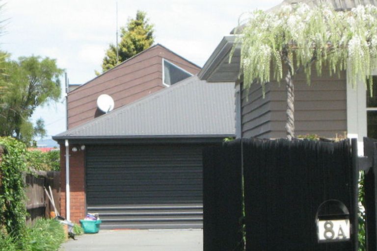 Photo of property in 2/8a Dunedin Street, Redwood, Christchurch, 8051