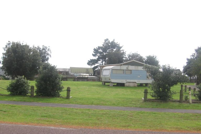 Photo of property in 213 Waimaire Avenue, Matarangi, Whitianga, 3592