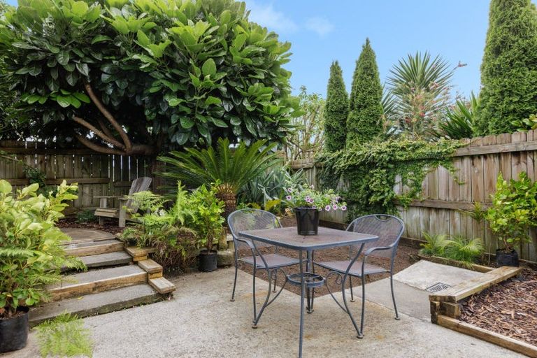 Photo of property in 12 Brodie Place, Bethlehem, Tauranga, 3110