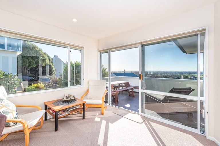 Photo of property in 5 Uldale Place, Westmorland, Christchurch, 8025