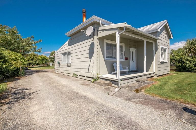 Photo of property in 173 Romilly Street, Westport, 7825