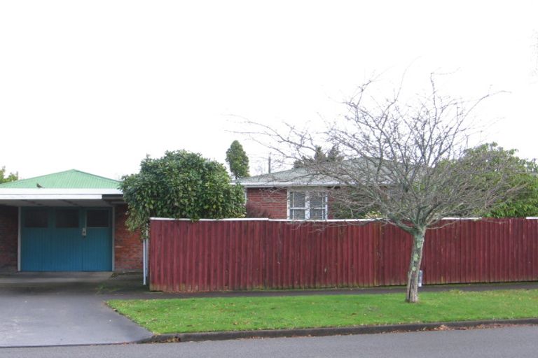 Photo of property in 84 Brightwater Terrace, Terrace End, Palmerston North, 4410