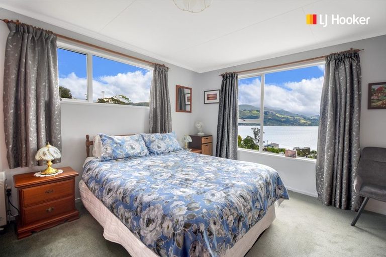 Photo of property in 70a Marion Street, Macandrew Bay, Dunedin, 9014