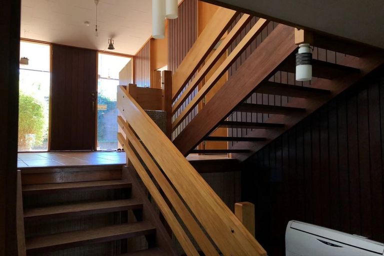 Photo of property in 13 Churchill Road, Murrays Bay, Auckland, 0630