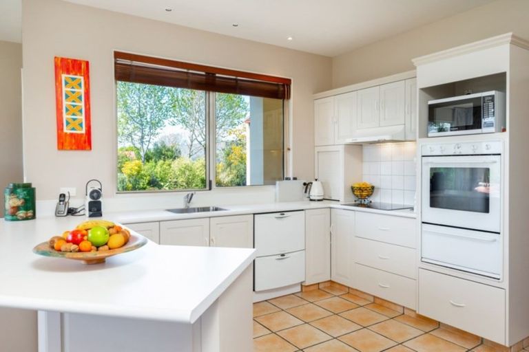 Photo of property in 2 Vickerman Street, Grovetown, Blenheim, 7202