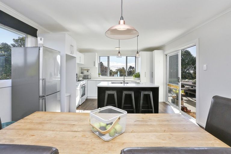 Photo of property in 193 Tukapa Street, Westown, New Plymouth, 4310