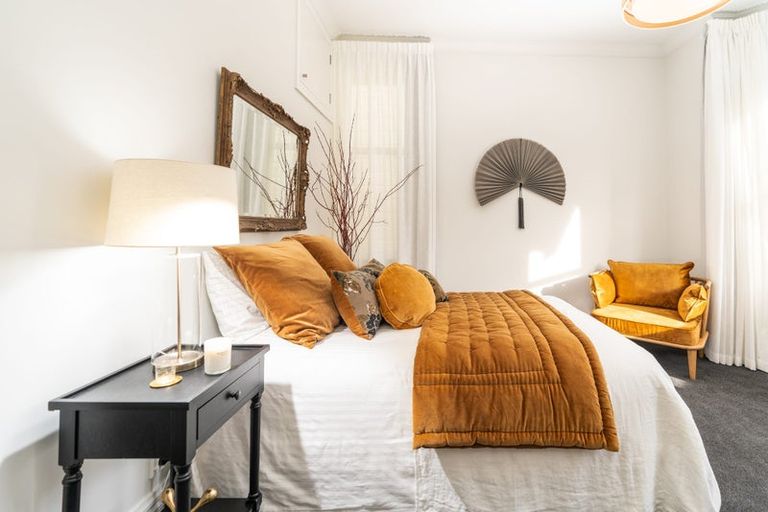 Photo of property in 18 Portland Crescent, Thorndon, Wellington, 6011