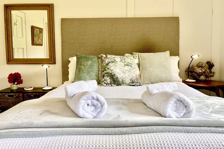 Photo of property in 8 Rutland Street, Picton, 7220