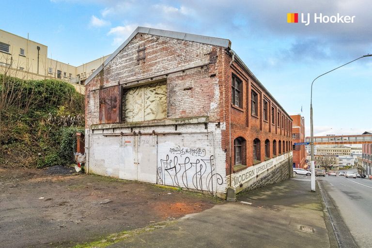 Photo of property in 232 Rattray Street, Dunedin Central, Dunedin, 9016