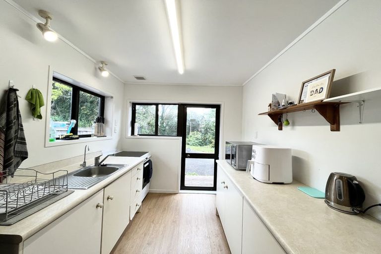 Photo of property in 58 Kewa Road, Albany Heights, Auckland, 0632