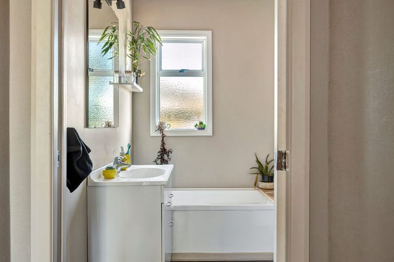 Photo of property in 84 Ellicott Road, Nawton, Hamilton, 3200