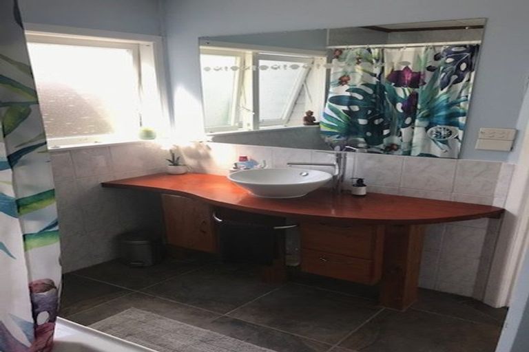 Photo of property in 23 Lanigan Street, Birkdale, Auckland, 0626