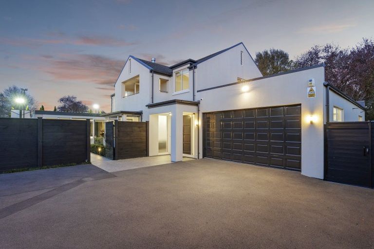Photo of property in 90 Memorial Avenue, Ilam, Christchurch, 8053