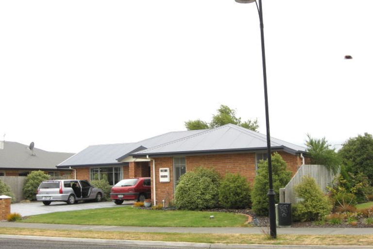 Photo of property in 46 Puhara Avenue, Parklands, Christchurch, 8083