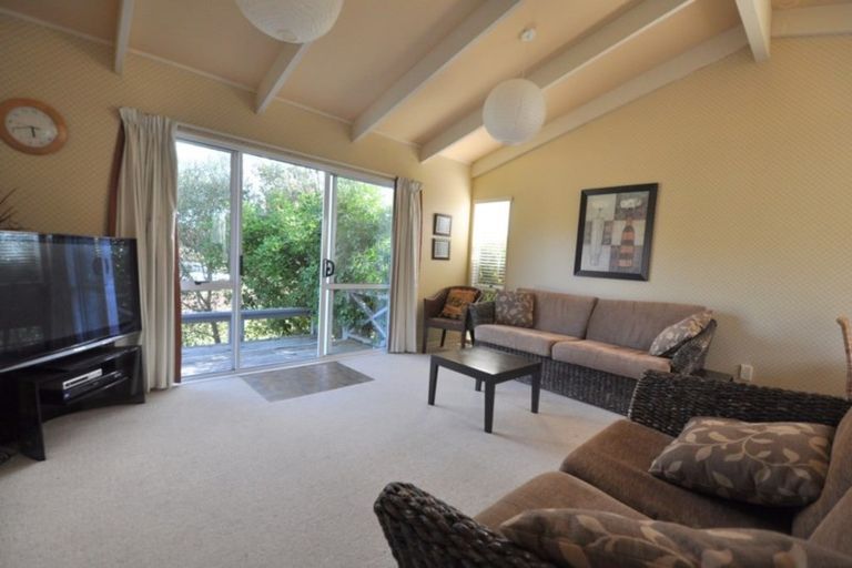 Photo of property in 20a Champion Place, Pauanui, Hikuai, 3579