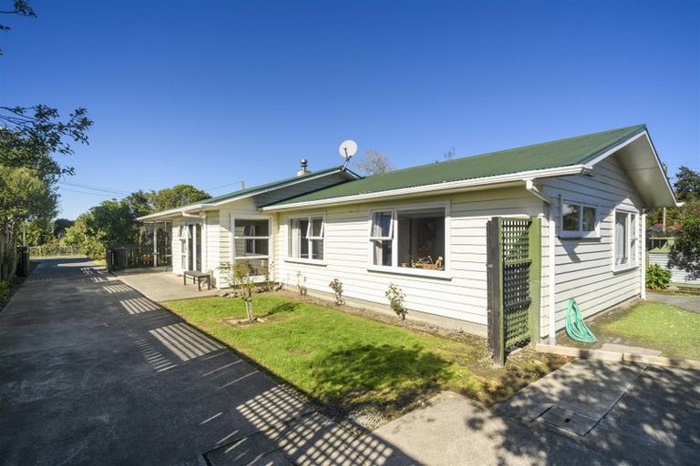 Photo of property in 16 Maunder Street, Marton, 4710