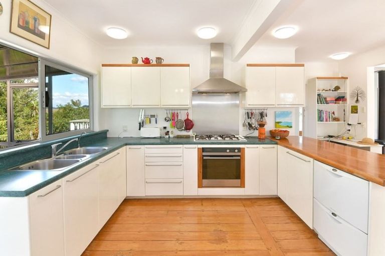 Photo of property in 130 Shanks Road, Helensville, 0875
