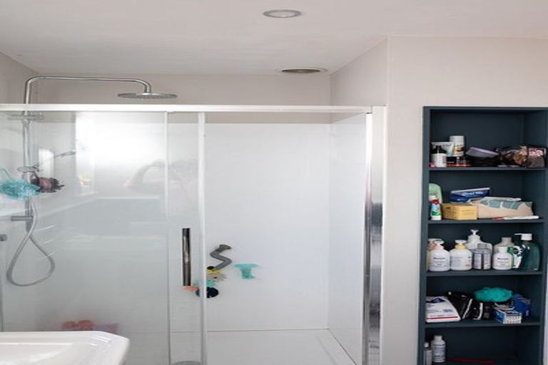 Photo of property in 3 Sunny Grove, Wainuiomata, Lower Hutt, 5014