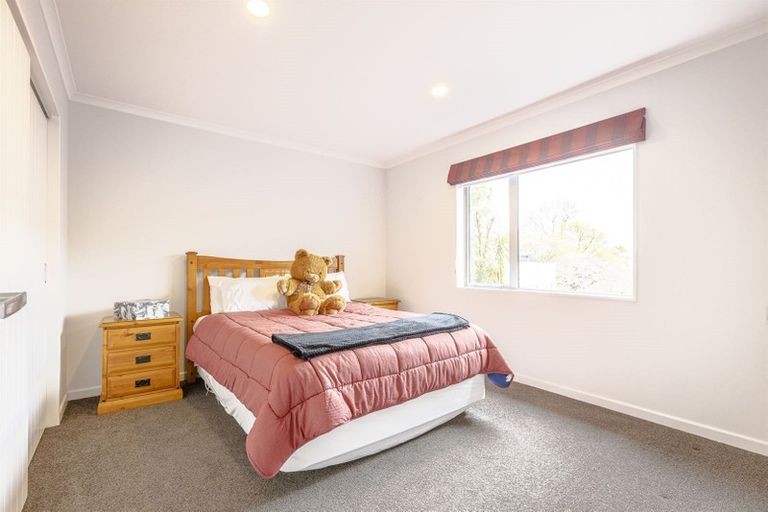 Photo of property in 7a Awatea Terrace, Hokowhitu, Palmerston North, 4410