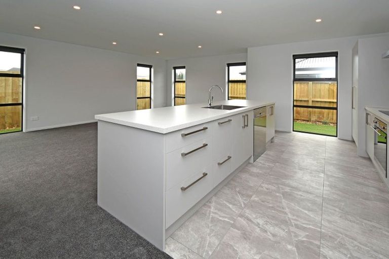 Photo of property in 51 William Nicholls Drive, Belfast, Christchurch, 8051