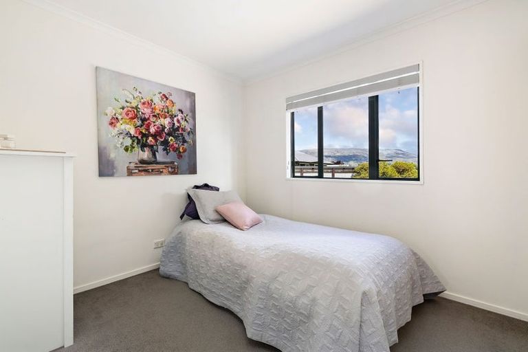 Photo of property in 8b Kuri Place, Wanaka, 9305