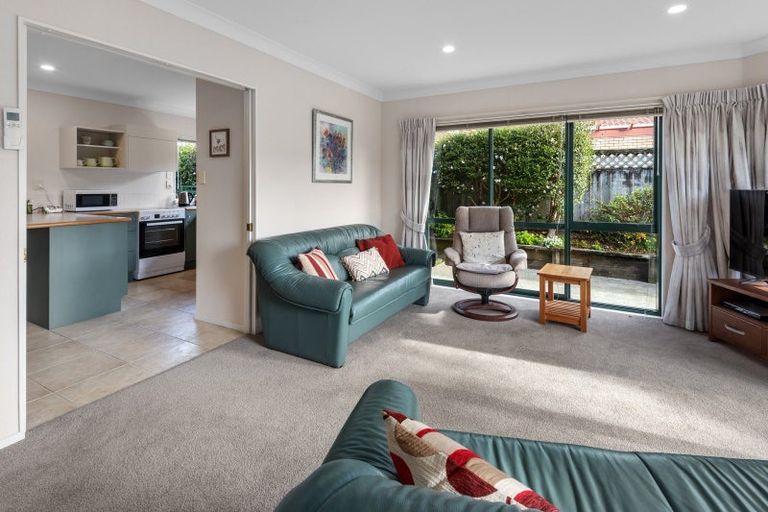 Photo of property in 6 Markson Avenue, Onerahi, Whangarei, 0110