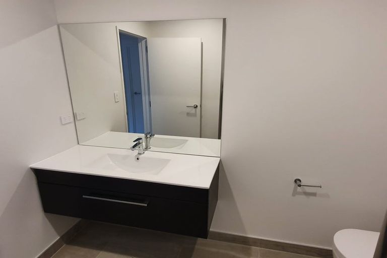 Photo of property in 13 Fancourt Street, Karori, Wellington, 6012