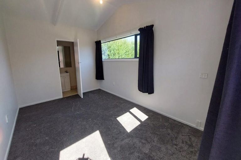 Photo of property in 16a Fovant Street, Russley, Christchurch, 8042