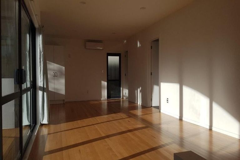 Photo of property in 4 Kowai Grove, Omokoroa, 3114