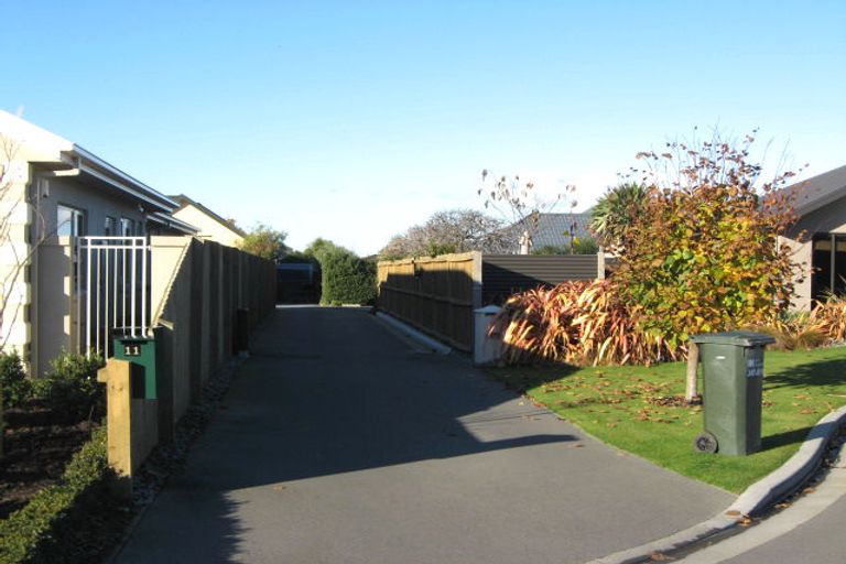 Photo of property in 11 Providence Place, Redwood, Christchurch, 8051