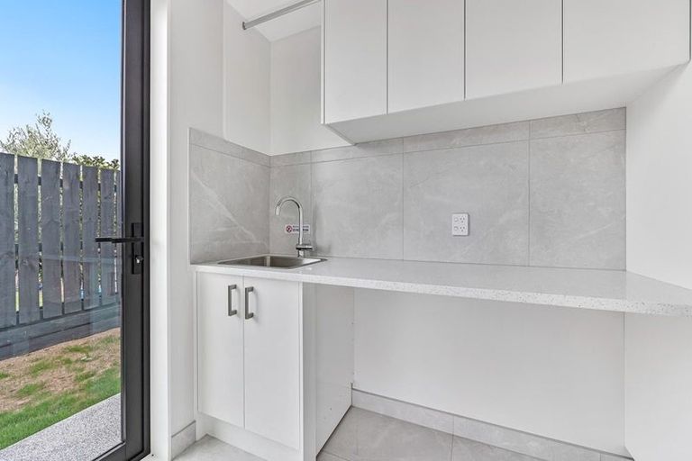 Photo of property in 11 Alexandra Street, Riverhead, 0820