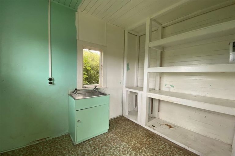 Photo of property in 1 Kelvin Street, South Hill, Oamaru, 9400