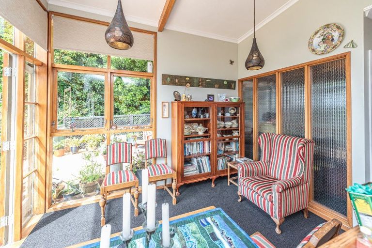 Photo of property in 4 Great North Road, Saint Johns Hill, Whanganui, 4500