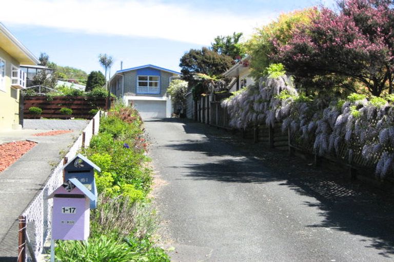 Photo of property in 2/17 Cawthron Crescent, Annesbrook, Nelson, 7011
