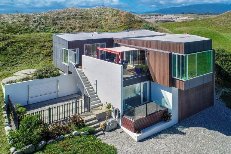 Photo of property in 3/189 Okari Road, Cape Foulwind, Westport, 7892