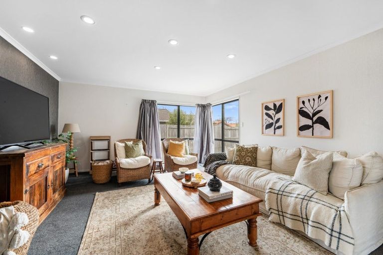 Photo of property in 10 Parnell Heights Drive, Kelvin Grove, Palmerston North, 4414