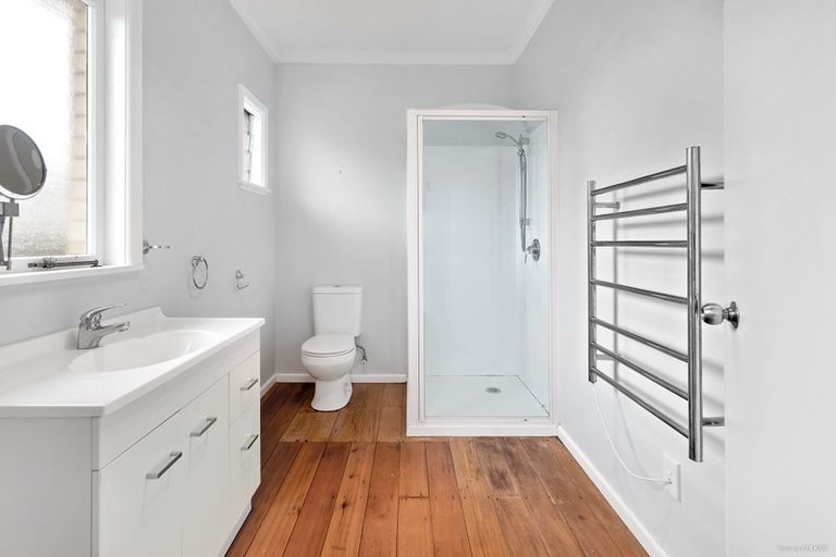 Photo of property in 80 Helvetia Road, Pukekohe, 2120