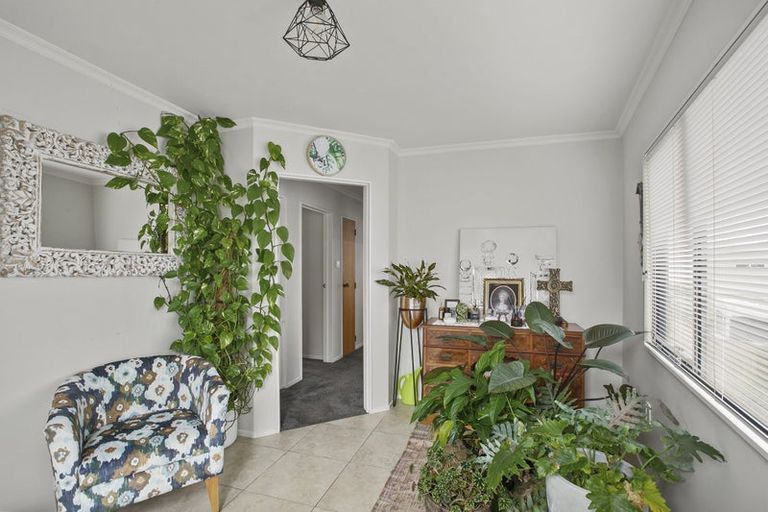 Photo of property in 3/23a Hamblyn Street, Strandon, New Plymouth, 4312