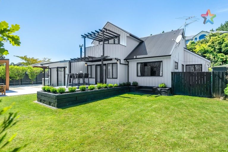 Photo of property in 20 Mccarthy Grove, Clouston Park, Upper Hutt, 5018