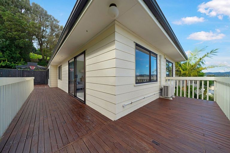 Photo of property in 2/31 Rangeview Road, Sunnyvale, Auckland, 0612